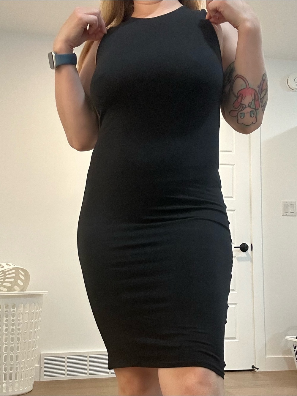 Rosebullet Classic Sleeveless Black Bodycon Dress